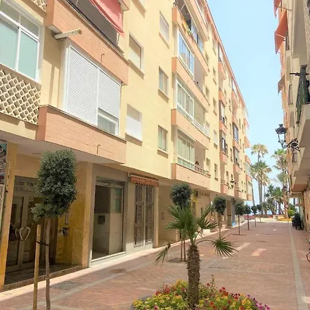 Victoria & Parking * Estepona