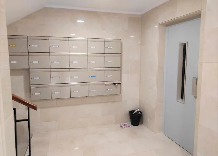 Victoria & Parking Apartment