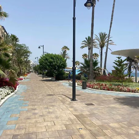 Victoria & Parking Apartment